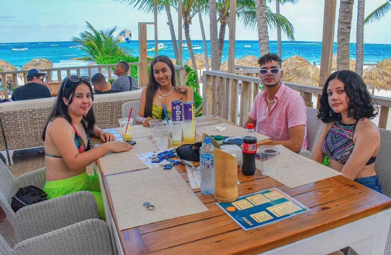 Los Corales Villas And Suites - Beach Club, Spa, Restaurants Punta Cana Exterior foto